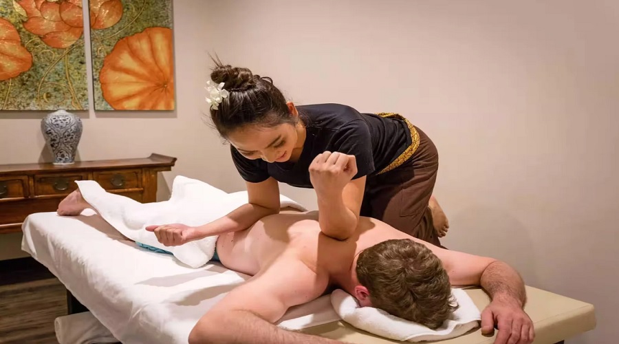 Deep Tissue Massage in Rajouri Garden