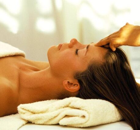 Deep Tissue Massage in Tagore Garden