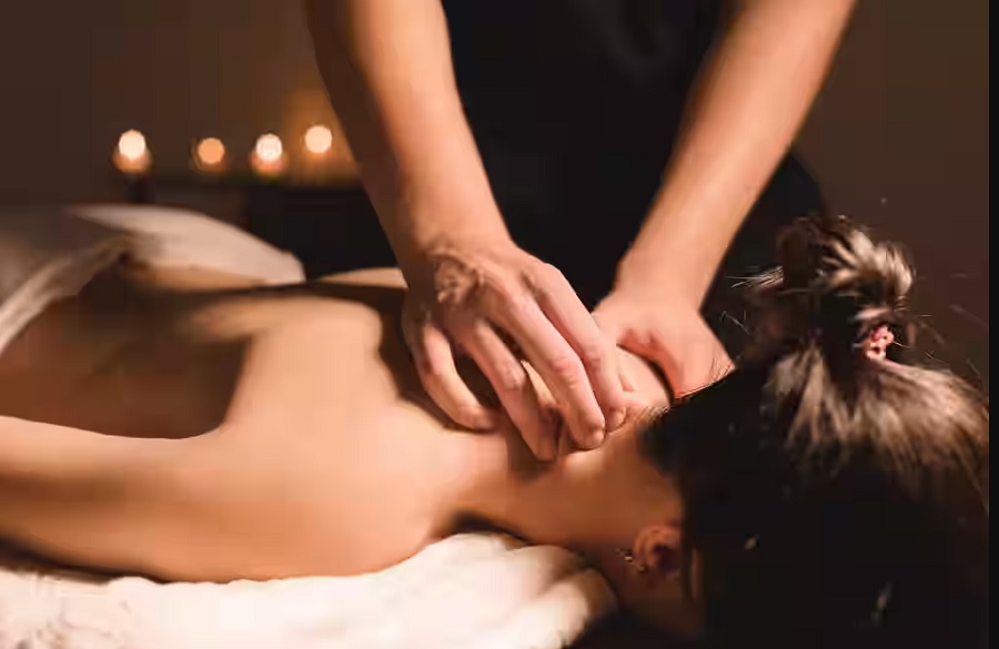 Deep Tissue Massage in Chirag Delhi