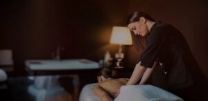 Deep Tissue Massage in Naraina Vihar