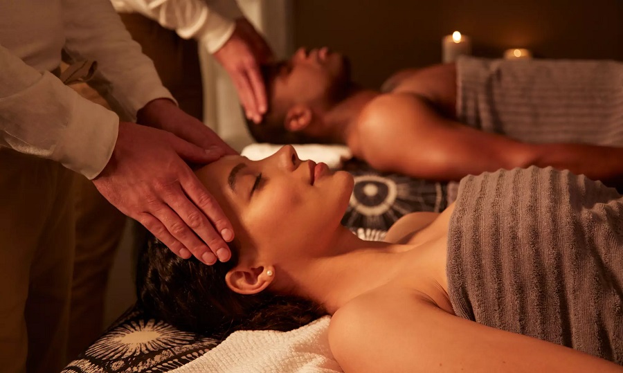 Deep Tissue Massage in Shalimar Bagh