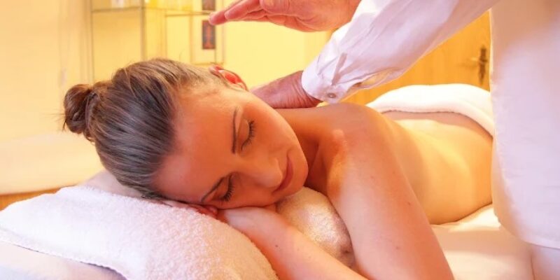 Fionaaz Thai Spa In Ramesh Nagar
