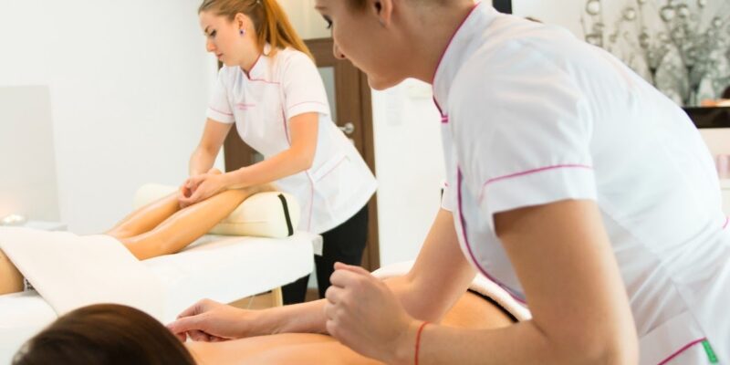 Good Look Luxury Spa In Moti Nagar