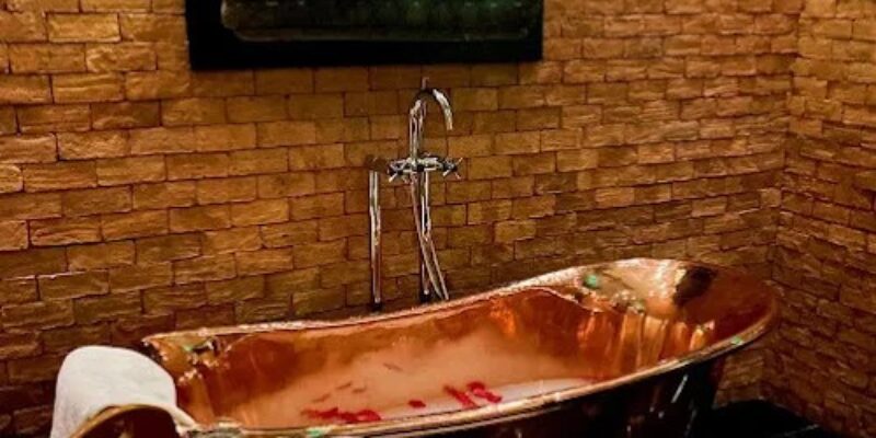 Ouranos Body Spa Paharganj