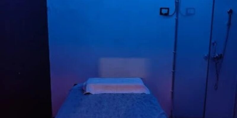 Perfect Aura Luxury Spa kirti Nagar